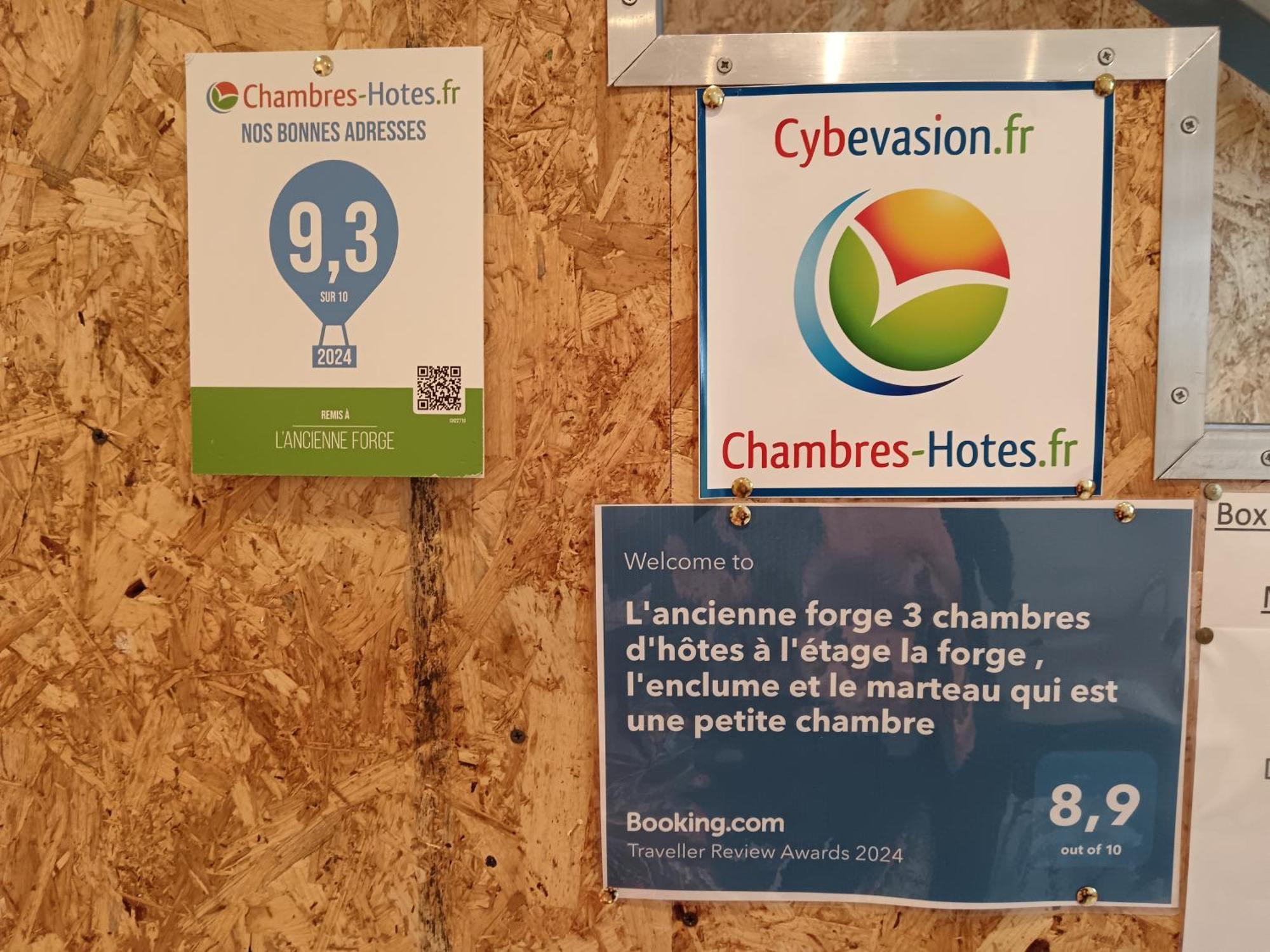 L'Ancienne Forge 3 Chambres D'Hotes A L'Etage La Forge , L'Enclume Et Le Marteau Louvetot Εξωτερικό φωτογραφία